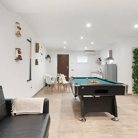 Apartmán Buendia Aeropuerto Playa *